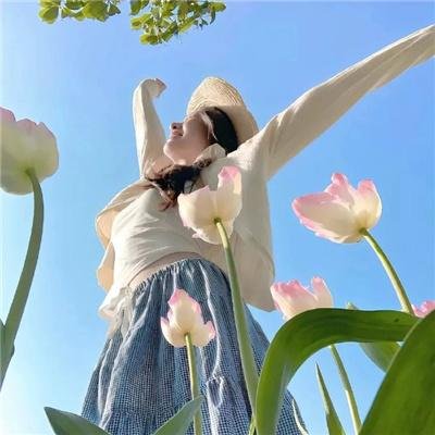 化身酒剑仙，和校花煮酒论剑